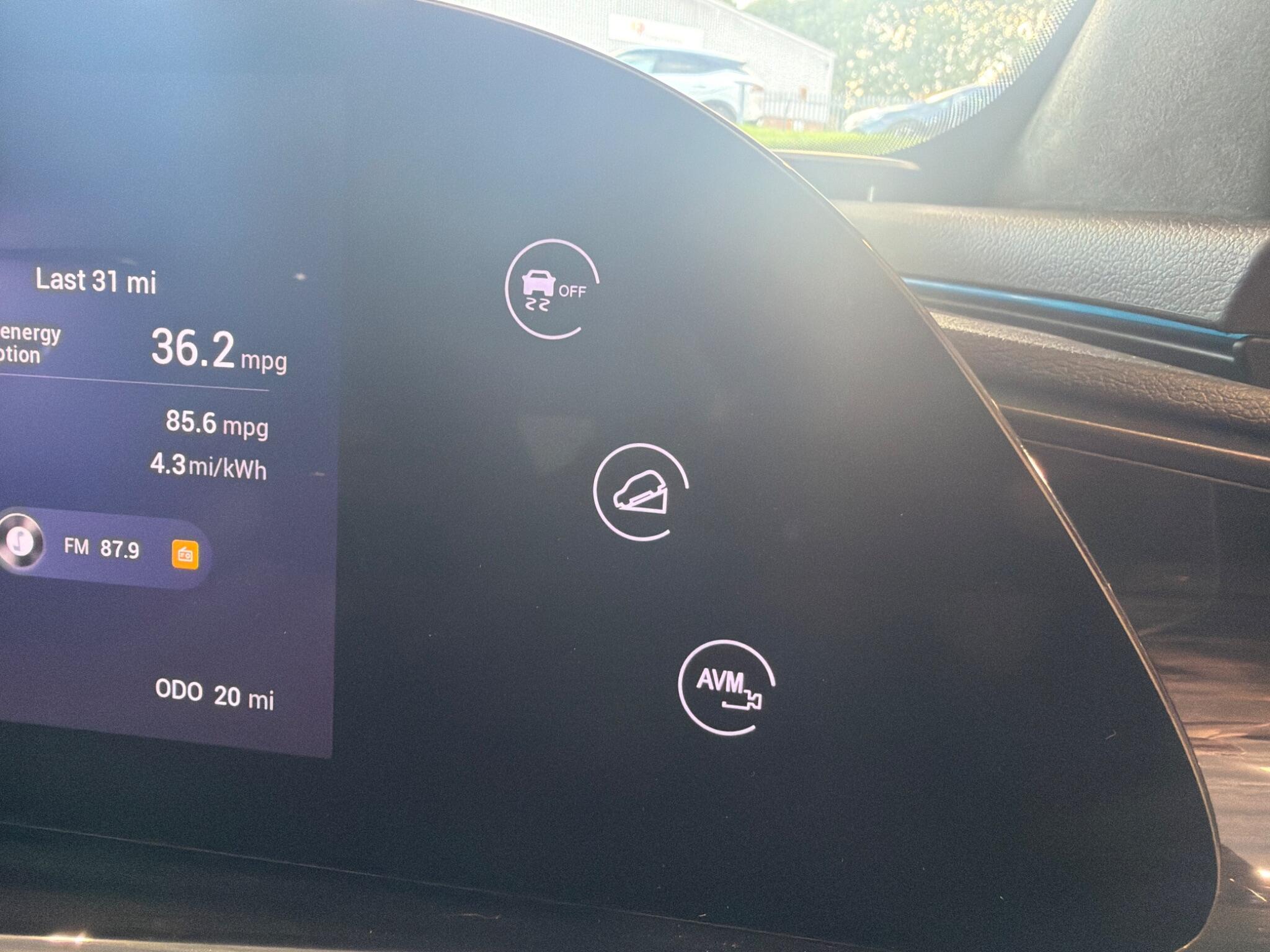 Large vehicle image